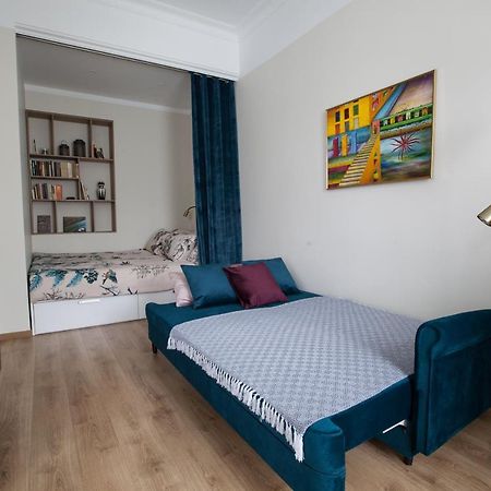 Cozy Home Valdemara, Free Parking, Self Check-In Riga Esterno foto