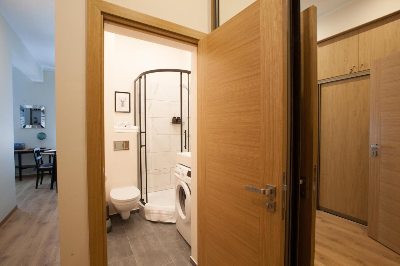 Cozy Home Valdemara, Free Parking, Self Check-In Riga Esterno foto